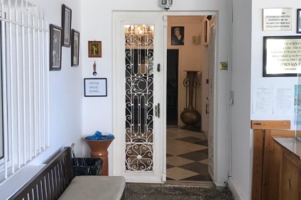 Zeki Müren Sanat Evi